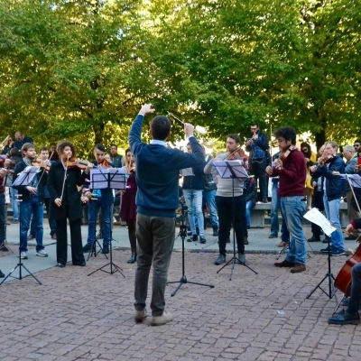 “Milano la Città che Sale”: la Classic Guerrilla e le incursioni musicali dell’Orchestra Canova giovedì 11 luglio per le vie del Municipio 3