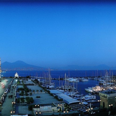 L’industria dei congressi promuove e arricchisce Napoli
