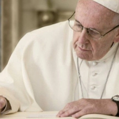 Papa Francesco risponde al giornalista Davide Romano: “Coraggio e fiducia”    