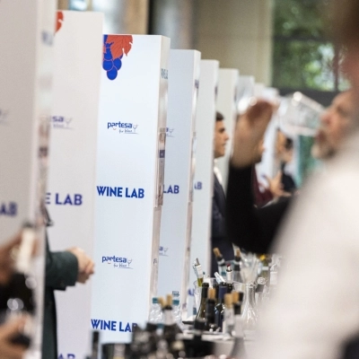 IL WINE LAB DI PARTESA SBARCA ALLA MILANO WINE WEEK