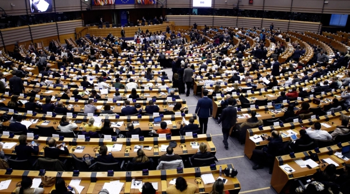Esg, il Parlamento europeo discute il nuovo regolamento