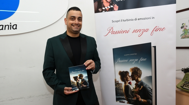 Gioiello Letterario a Napoli: 'Passioni Senza Fine' di Giuseppe Cossentino presentato con successo all'Ordine dei Giornalisti della Campania