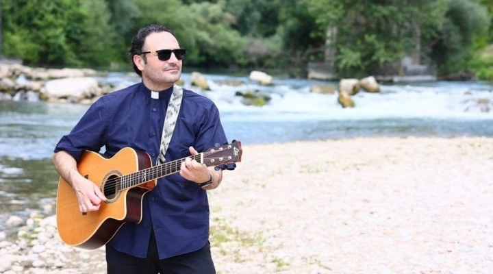 Sacerdote e musicista: Don Pasquale ci presenta “Ogni Volta”  il suo ultimo singolo