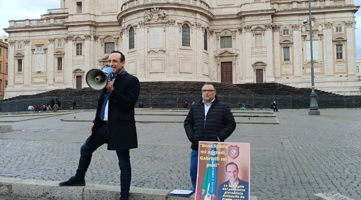 Aggredito da boss Spada e punito da Polizia, poliziotto giornalista Antonello De Pierro protesta al Viminale