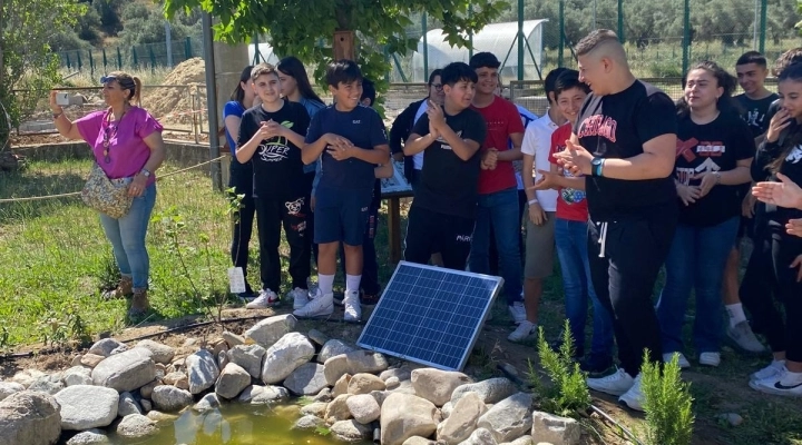 240 alunni a scuola nel verde Inaugurata a Corigliano Rossano l’Aula Natura di WWF e P&G Italia