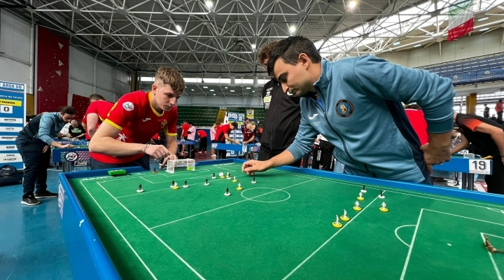 A Colleferro (Roma) si conclude il girone di andata dei Campionati Italiani a squadre di Calcio da Tavolo 2024/2025